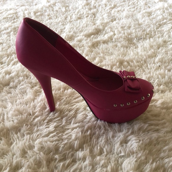 π HEELS π FOR YOU π - Picture 3 of 4